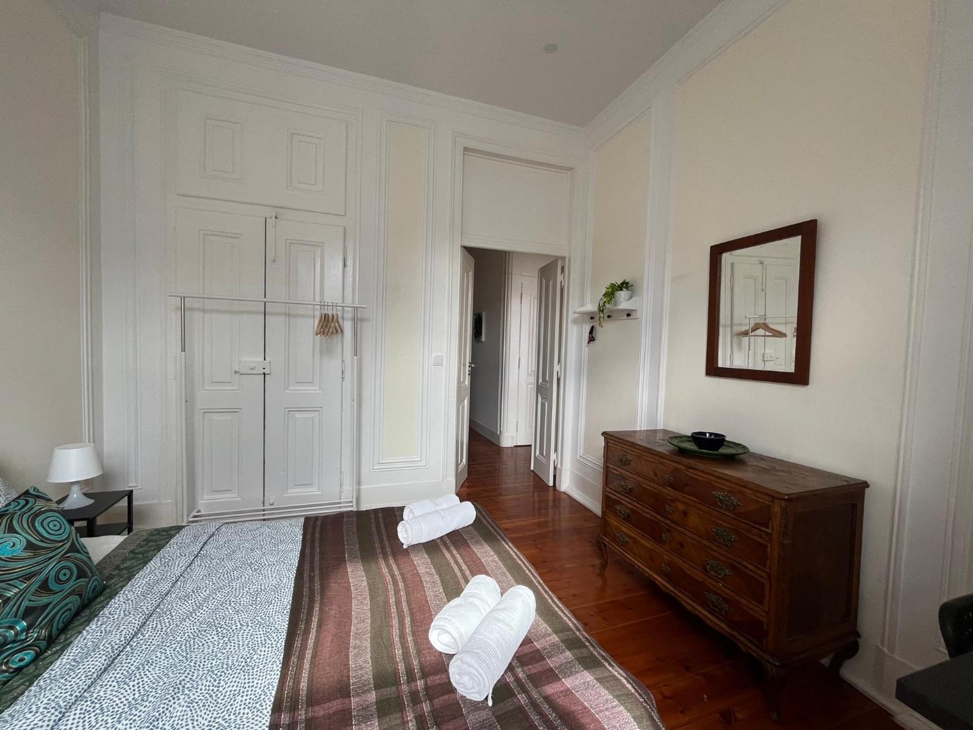 Quarto No Apartamento Pombal Lisboa Luaran gambar
